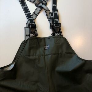 Helly Hanson workwear waterproof bib pants